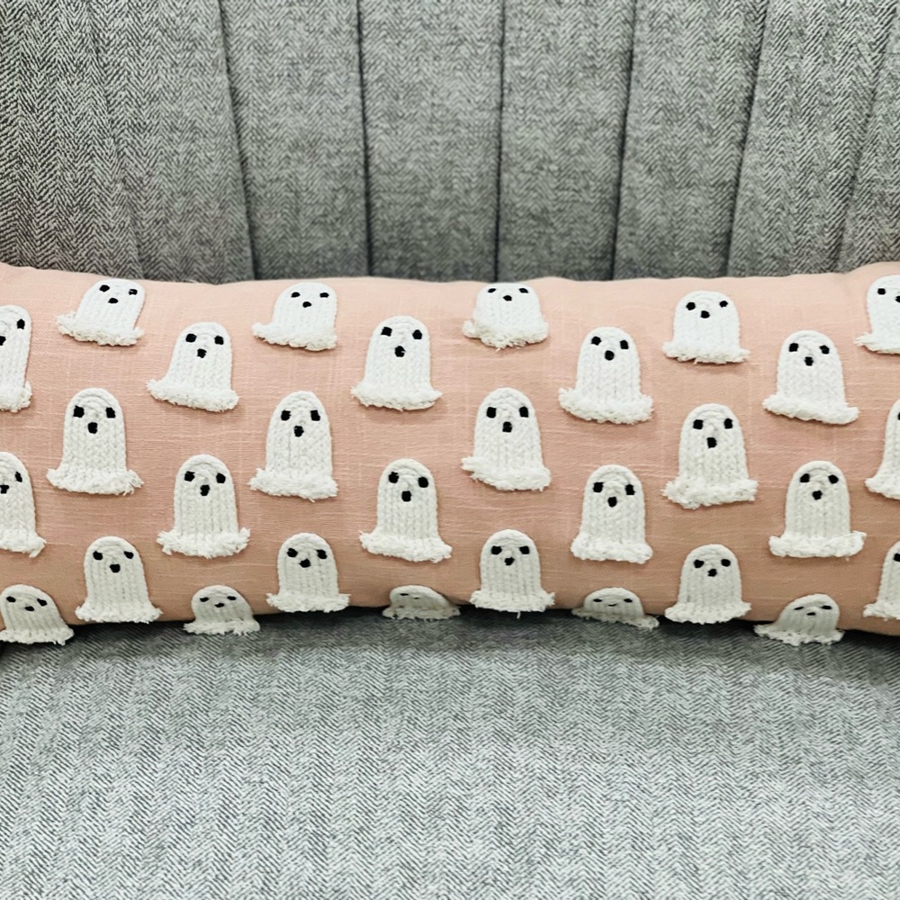 ghost pillow - Picture 3 of 3